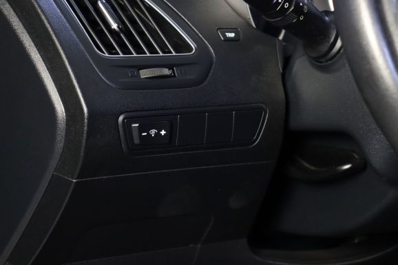 Hyundai ix35, 2.0 л, АТ, 2012 фото 9