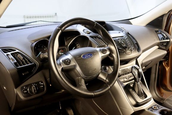 Ford Kuga, 1.6 л, АТ, 2016 фото 10