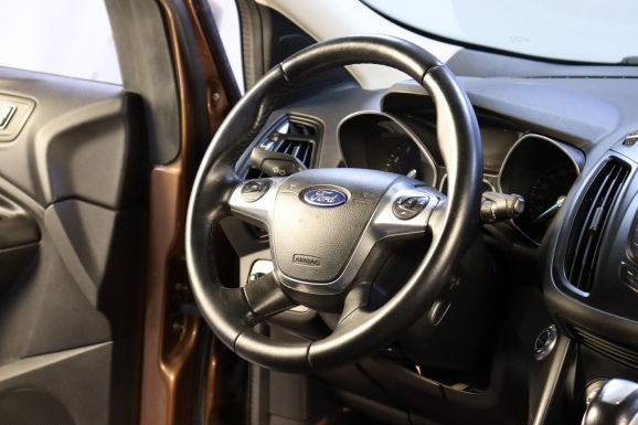 Ford Kuga, 1.6 л, АТ, 2016 фото 2