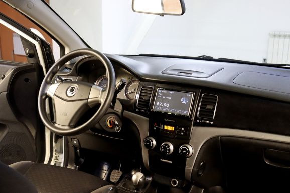 SsangYong Actyon, 2.0 л, МТ, 2013 фото 9