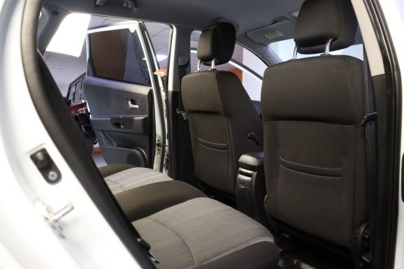 Kia Ceed, 1.6 л, МТ, 2012 фото 1