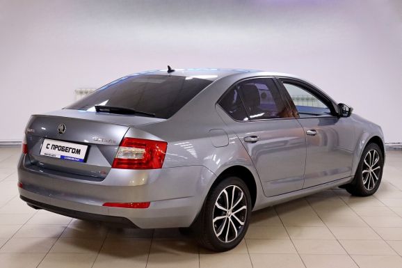 Skoda Octavia, 1.8 л, Робот, 2017 фото 4