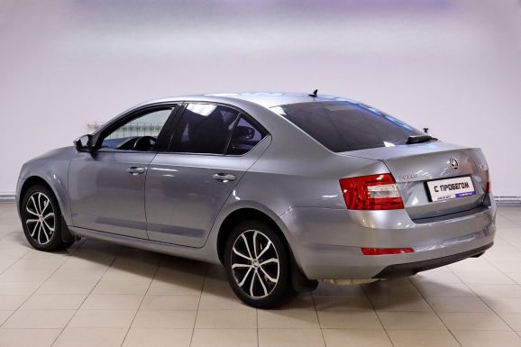Skoda Octavia, 1.8 л, Робот, 2017 фото 6