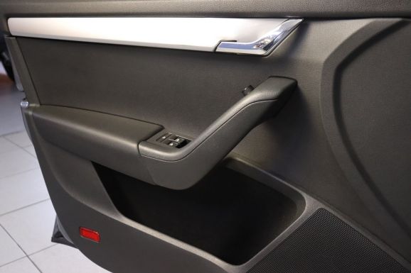 Skoda Octavia, 1.8 л, Робот, 2017 фото 10