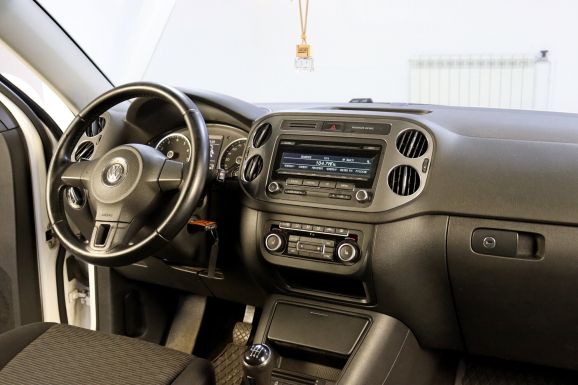 Volkswagen Tiguan, 1.4 л, МТ, 2014 фото 7