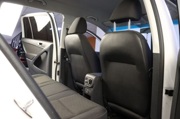 Volkswagen Tiguan, 1.4 л, МТ, 2014 фото 1