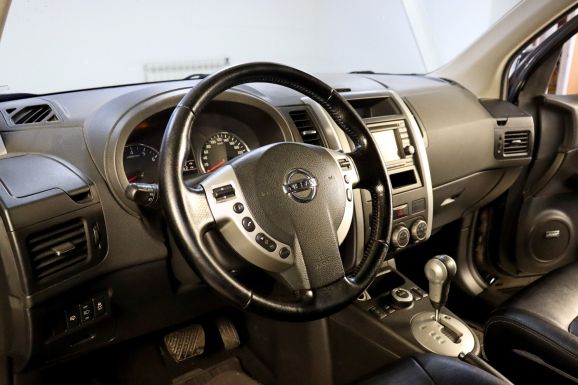 Nissan X-Trail, 2.5 л, Вариатор, 2012 фото 11