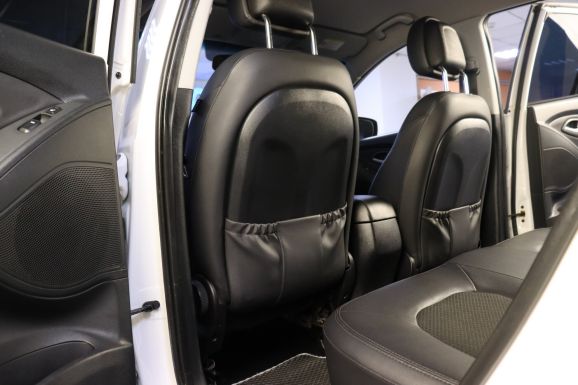 Hyundai ix35, 2.0 л, АТ, 2012 фото 2