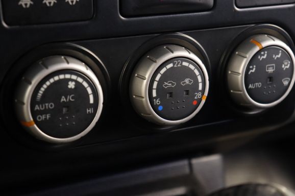 Nissan X-Trail, 2.0 л, Вариатор, 2011 фото 2