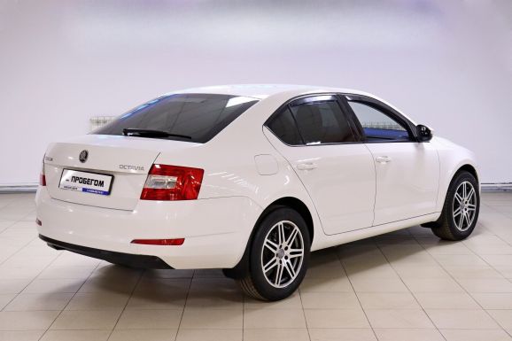 Skoda Octavia, 1.2 л, Робот, 2014 фото 4