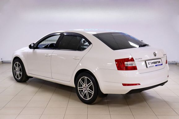 Skoda Octavia, 1.2 л, Робот, 2014 фото 6