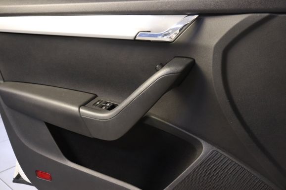 Skoda Octavia, 1.2 л, Робот, 2014 фото 9