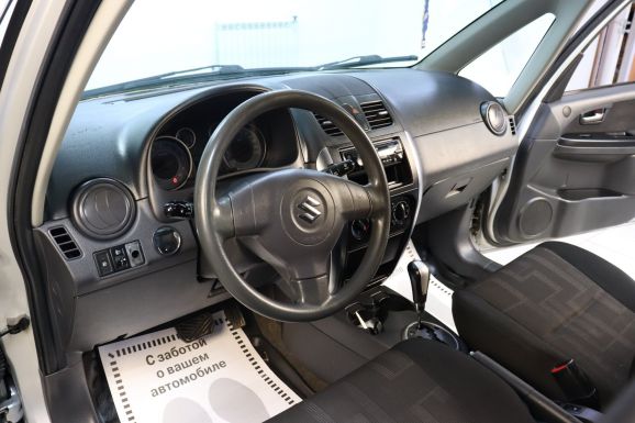 Suzuki SX4, 1.6 л, АТ, 2013 фото 9