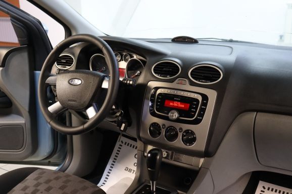 Ford Focus, 1.6 л, АТ, 2011 фото 7