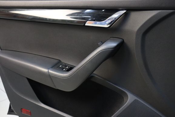 Skoda Octavia, 1.4 л, Робот, 2017 фото 8