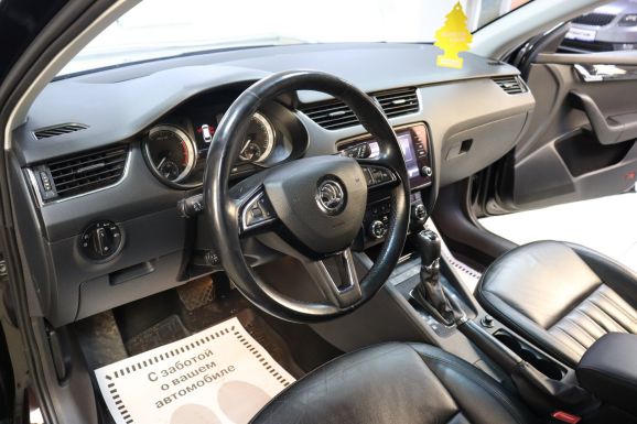 Skoda Octavia, 1.4 л, Робот, 2017 фото 9