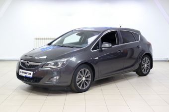 Opel Astra, 1.6 л, АКПП, 2011 фото 3