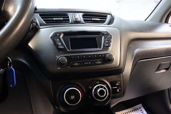 Kia Rio, 1.4 л, МТ, 2013 фото 11