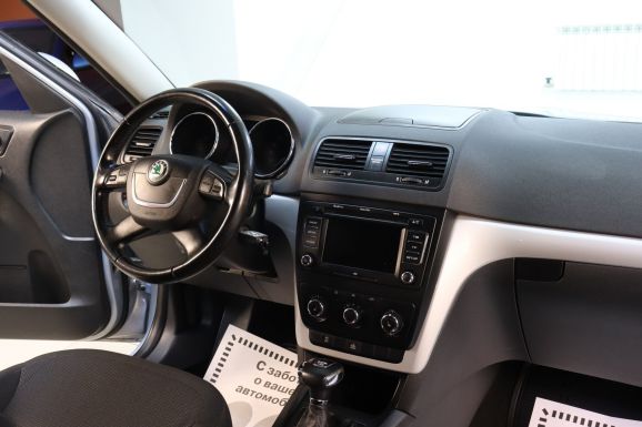 Skoda Yeti, 1.8 л, Робот, 2012 фото 7