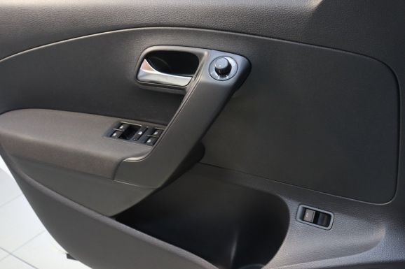 Volkswagen Polo, 1.6 л, АТ, 2019 фото 7