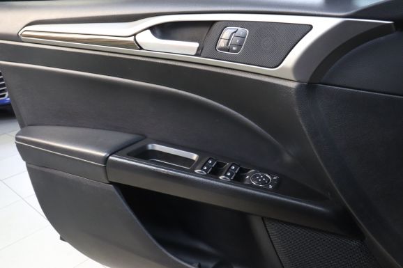 Ford Fusion (North America), 2.0 л, АТ, 2017 фото 10