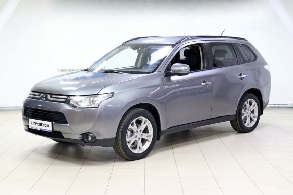 Mitsubishi Outlander, 2.4 л, Вариатор, 2013 фото 3