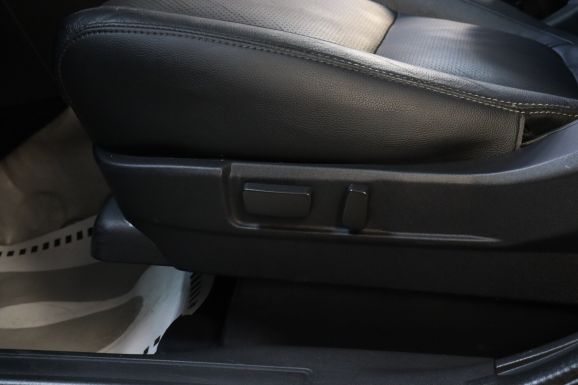 Mitsubishi Outlander, 2.4 л, Вариатор, 2013 фото 9