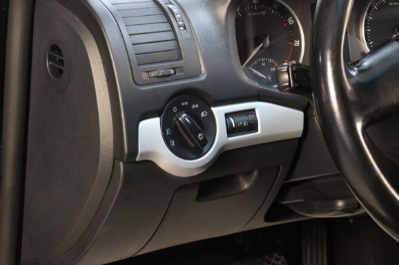 Skoda Octavia, 1.8 л, Робот, 2013 фото 10