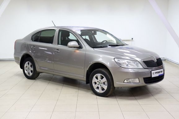 Skoda Octavia, 1.8 л, Робот, 2012 фото 5