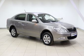 Skoda Octavia, 1.8 л, РКПП, 2012 фото 5