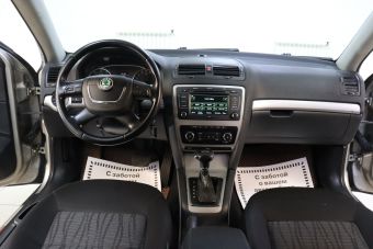 Skoda Octavia, 1.8 л, РКПП, 2012 фото 7