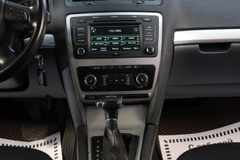 Skoda Octavia, 1.8 л, РКПП, 2012 фото 8