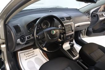 Skoda Octavia, 1.8 л, РКПП, 2012 фото 14