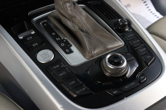 Audi Q5, 2.0 л, Робот, 2011 фото 14