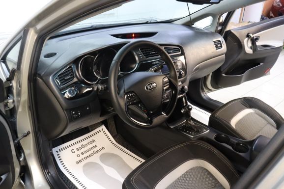 Kia Ceed, 1.6 л, АТ, 2015 фото 2