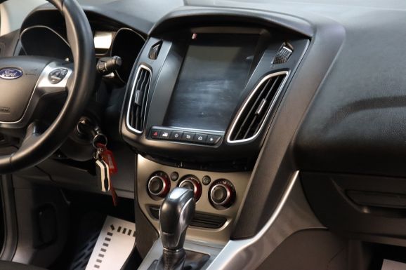 Ford Focus, 1.6 л, Робот, 2014 фото 12