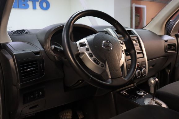 Nissan X-Trail, 2.5 л, Вариатор, 2010 фото 10