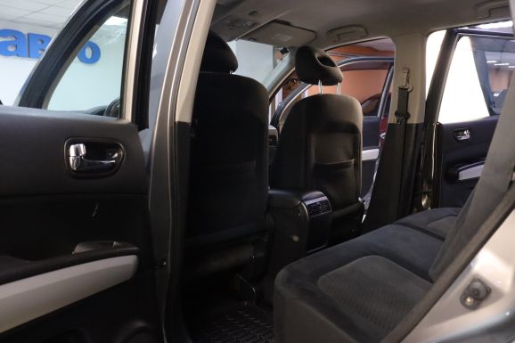 Nissan X-Trail, 2.5 л, Вариатор, 2010 фото 1