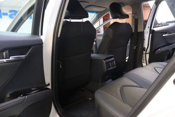 Toyota Camry, 2.5 л, АТ, 2020 фото 7