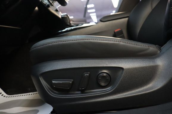 Toyota Camry, 2.5 л, АТ, 2020 фото 9