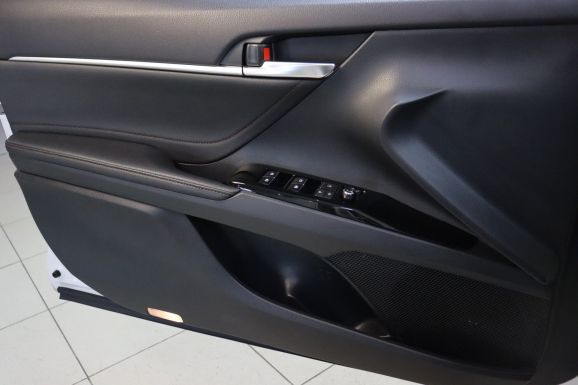 Toyota Camry, 2.5 л, АТ, 2020 фото 12