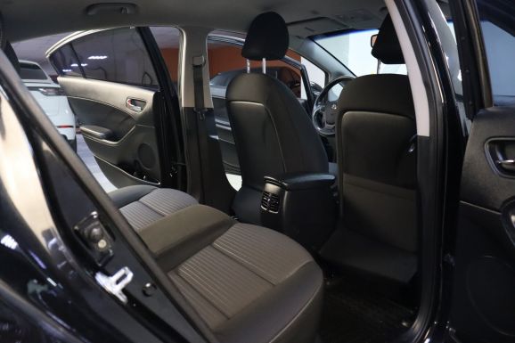 Kia Cerato, 2.0 л, АТ, 2016 фото 13