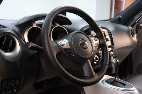 Nissan Juke, 1.6 л, Вариатор, 2014 фото 2