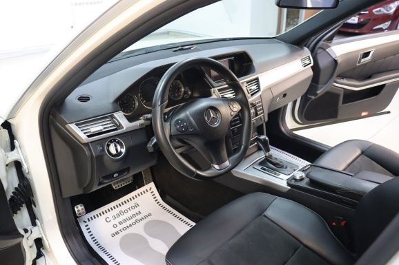 Mercedes-Benz E-Класс, 1.8 л, АТ, 2011 фото 12