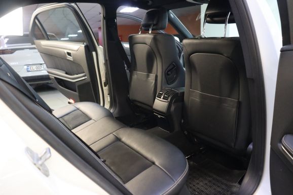 Mercedes-Benz E-Класс, 1.8 л, АТ, 2011 фото 1