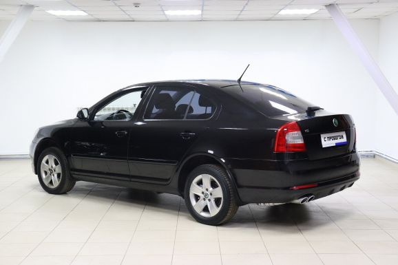 Skoda Octavia, 1.8 л, Робот, 2011 фото 4