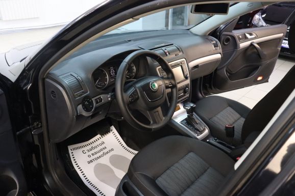 Skoda Octavia, 1.8 л, АТ, 2013 фото 11