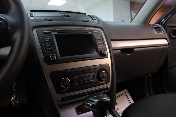 Skoda Octavia, 1.8 л, АТ, 2013 фото 16