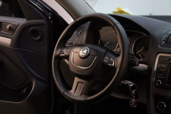 Skoda Octavia, 1.8 л, АКПП, 2013 фото 2