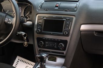 Skoda Octavia, 1.8 л, АКПП, 2013 фото 1